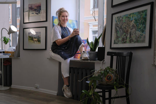 How to Bring Abstract Art to Small Spaces